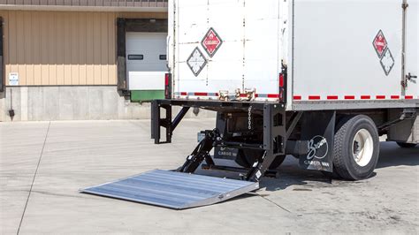 Box truck lift gate. Things To Know About Box truck lift gate. 